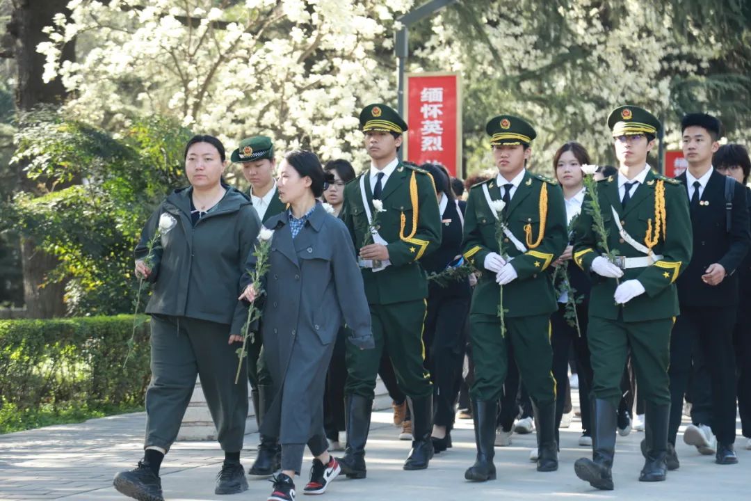 为引导青年pc加拿大2.0网站新人权